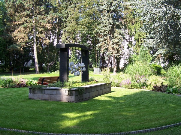 Oase der Ruhe - Friedhof Alt-Mariendorf II Berlin