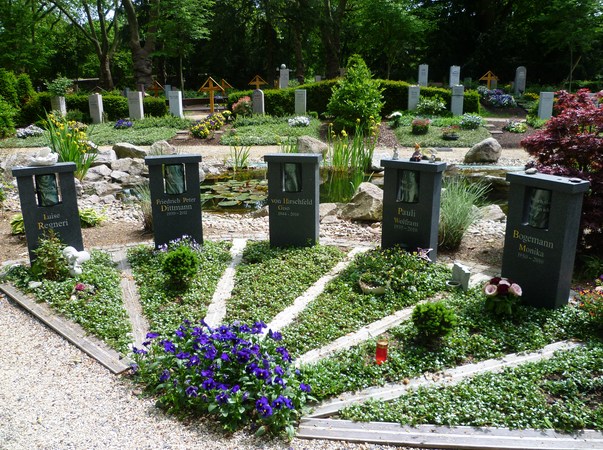 Urnengräber - Hauptfriedhof Karlsruhe