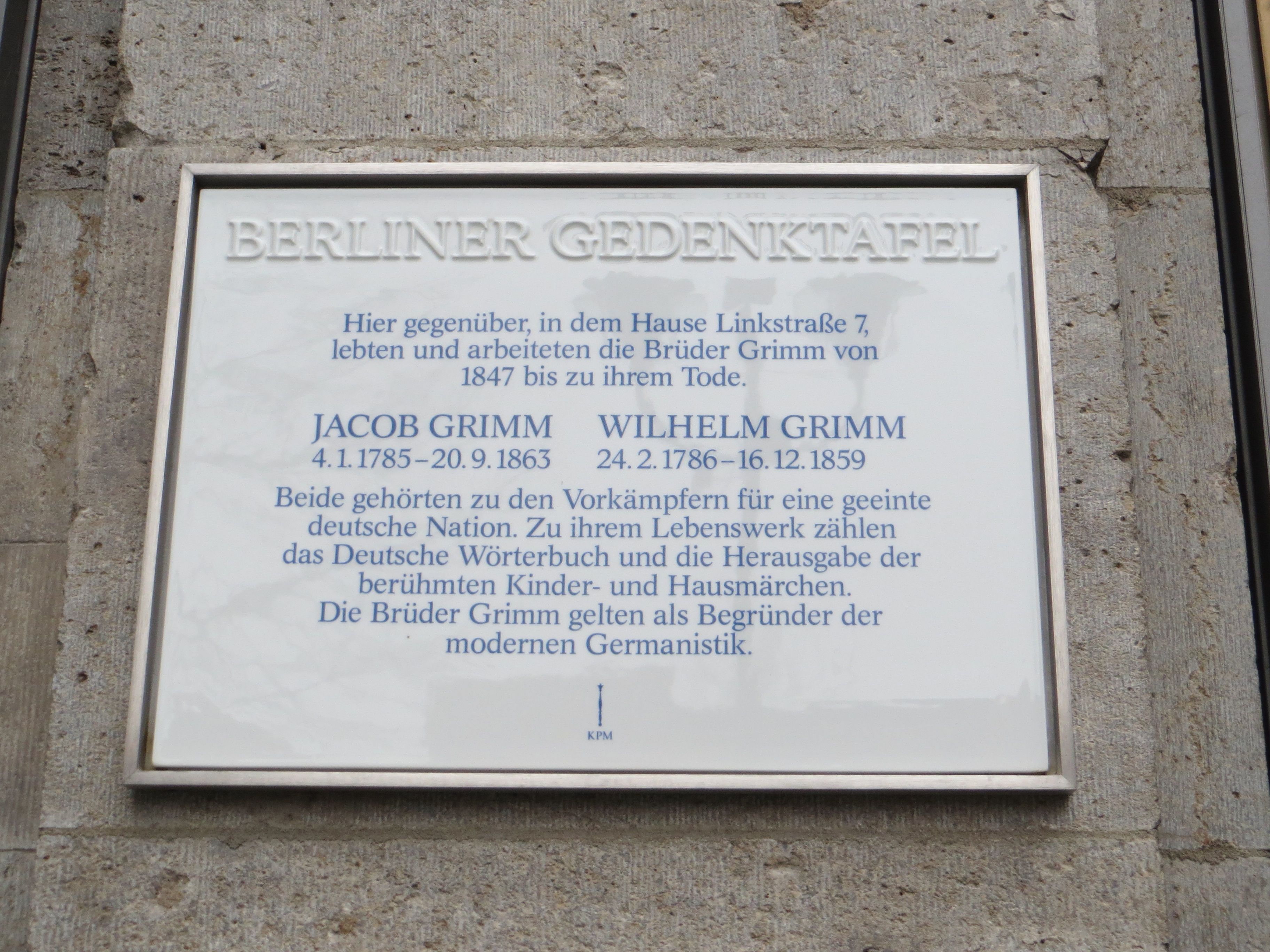 Berliner Gedenktafel für die Brüder Grimm